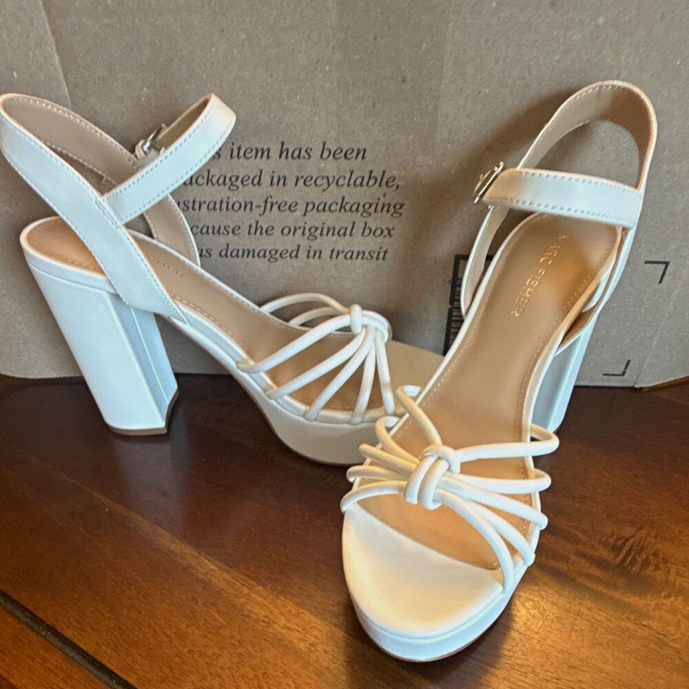 Marc Fisher Women’s White Leather Platform Strappy Ankle Strap Open Toe 7